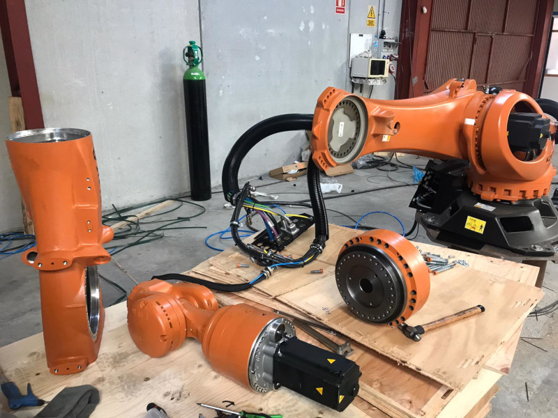 Servicio de mantenimiento, reparación y asistencia técnica.>